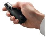 Présentateur sans fil LOGITECH R400 avec pointeur laser rouge integré (910-001356) – Image 2